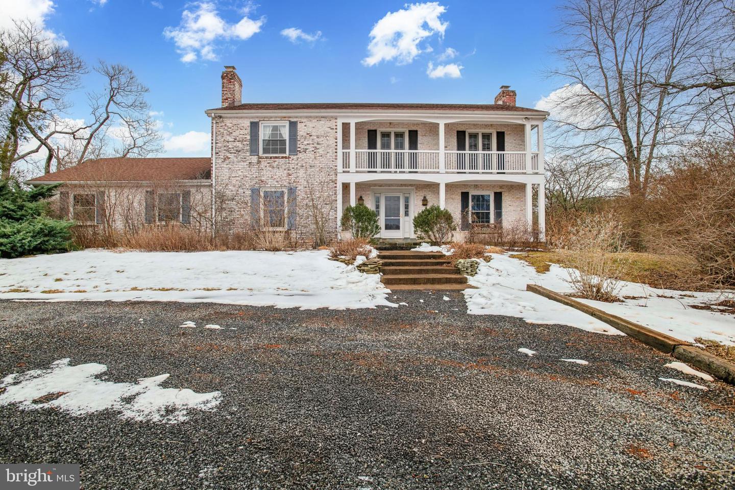 9033 OLD WATERLOO RD, WARRENTON, Virginia 20186, 4 Bedrooms Bedrooms, ,2 BathroomsBathrooms,Residential,For sale,9033 OLD WATERLOO RD,VAFQ2020104 MLS # VAFQ2020104