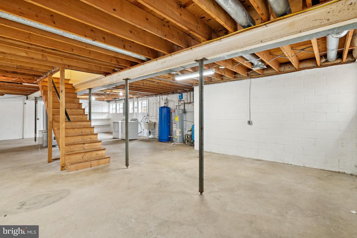 9033 OLD WATERLOO RD, WARRENTON, Virginia 20186, 4 Bedrooms Bedrooms, ,2 BathroomsBathrooms,Residential,For sale,9033 OLD WATERLOO RD,VAFQ2020104 MLS # VAFQ2020104