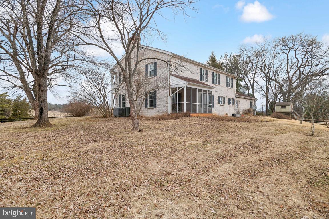 9033 OLD WATERLOO RD, WARRENTON, Virginia 20186, 4 Bedrooms Bedrooms, ,2 BathroomsBathrooms,Residential,For sale,9033 OLD WATERLOO RD,VAFQ2020104 MLS # VAFQ2020104