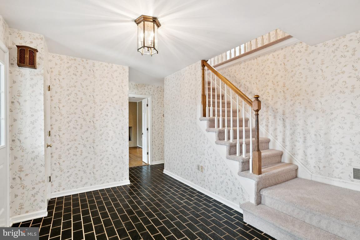 9033 OLD WATERLOO RD, WARRENTON, Virginia 20186, 4 Bedrooms Bedrooms, ,2 BathroomsBathrooms,Residential,For sale,9033 OLD WATERLOO RD,VAFQ2020104 MLS # VAFQ2020104