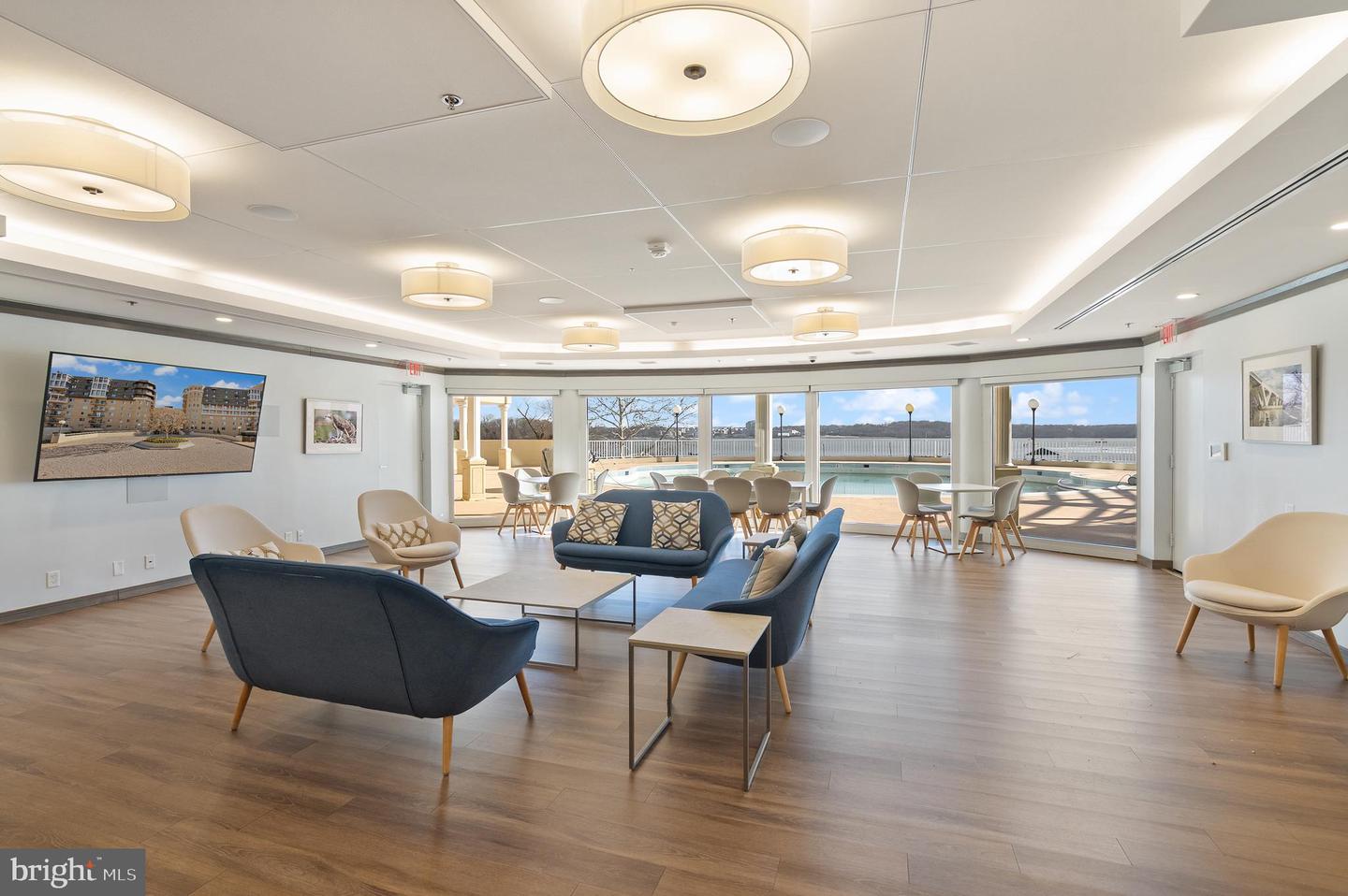 1250 S WASHINGTON ST #215, ALEXANDRIA, Virginia 22314, 1 Bedroom Bedrooms, ,1 BathroomBathrooms,Residential,For sale,1250 S WASHINGTON ST #215,VAAX2053186 MLS # VAAX2053186