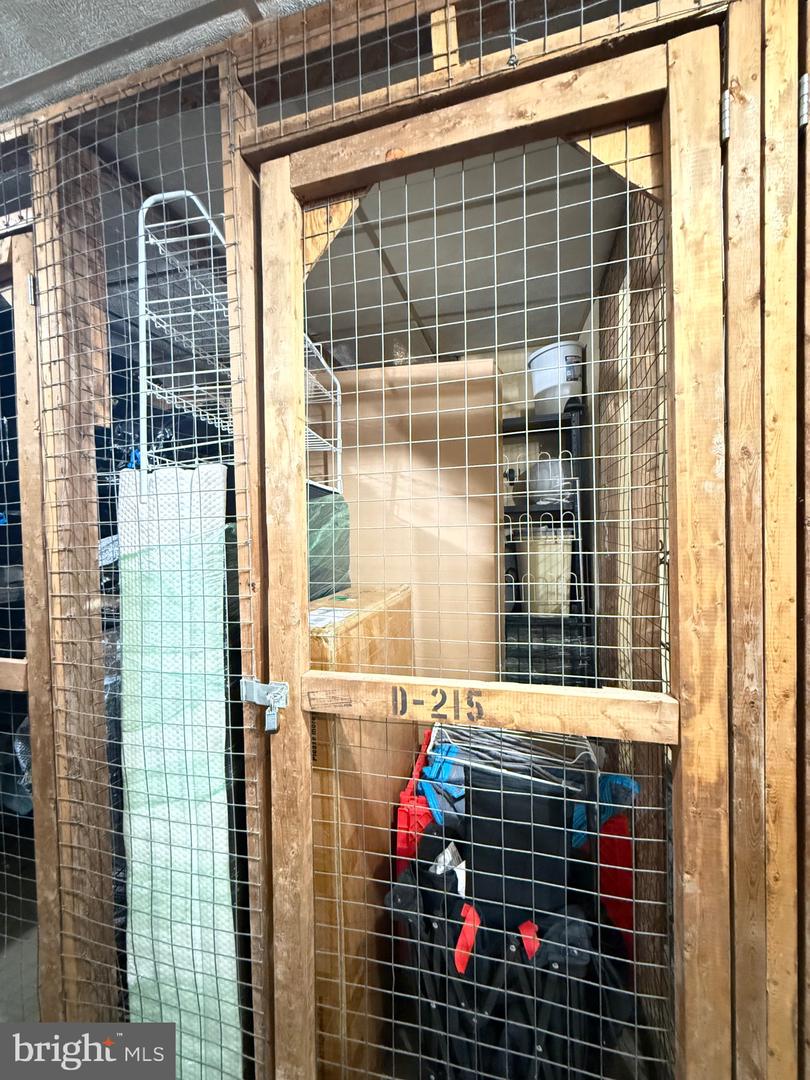 1250 S WASHINGTON ST #215, ALEXANDRIA, Virginia 22314, 1 Bedroom Bedrooms, ,1 BathroomBathrooms,Residential,For sale,1250 S WASHINGTON ST #215,VAAX2053186 MLS # VAAX2053186