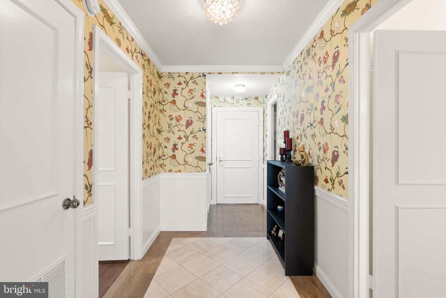 1250 S WASHINGTON ST #215, ALEXANDRIA, Virginia 22314, 1 Bedroom Bedrooms, ,1 BathroomBathrooms,Residential,For sale,1250 S WASHINGTON ST #215,VAAX2053186 MLS # VAAX2053186