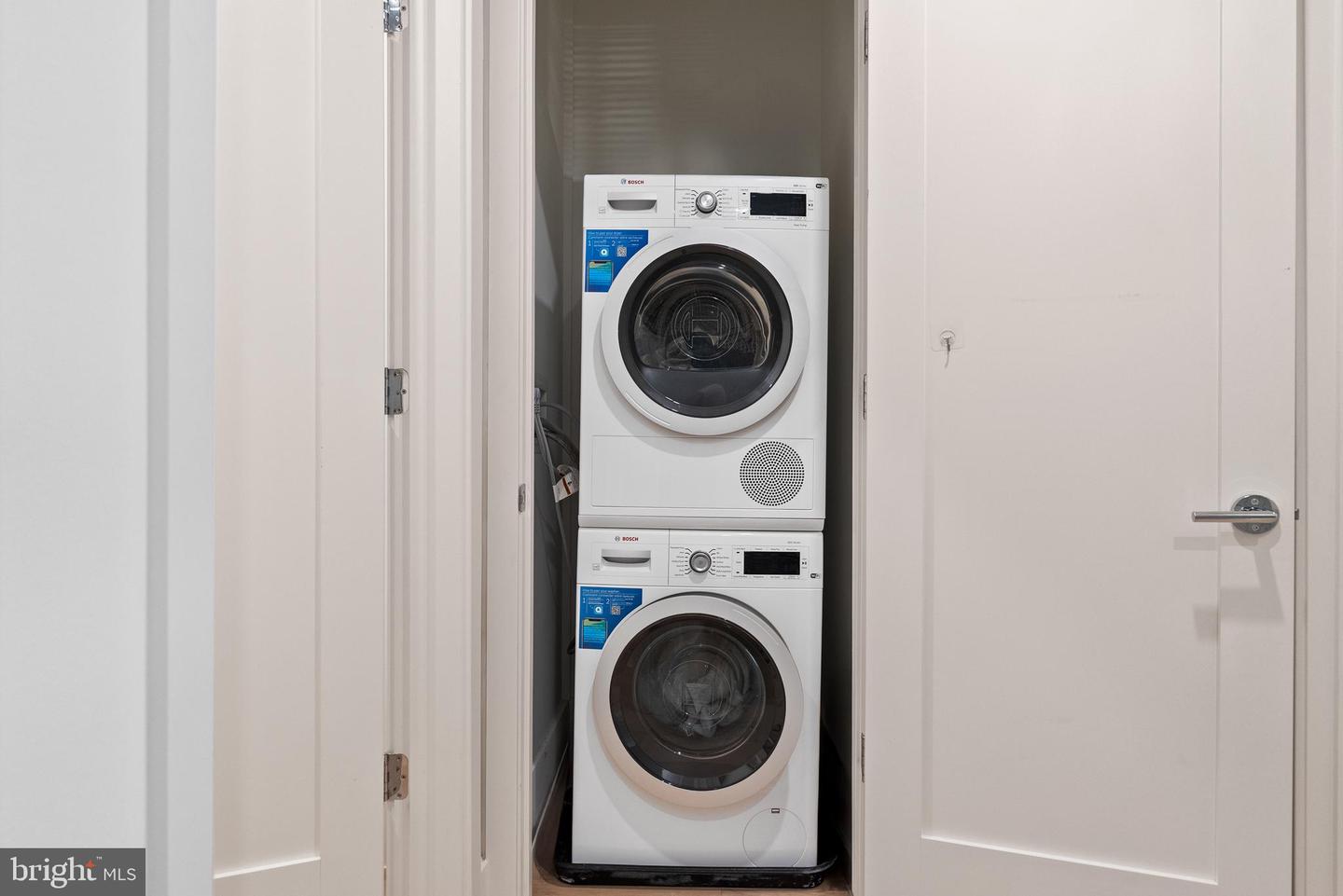 3219 WISCONSIN AVE NW #101, WASHINGTON, District Of Columbia 20016, 2 Bedrooms Bedrooms, 5 Rooms Rooms,2 BathroomsBathrooms,Residential,For sale,3219 WISCONSIN AVE NW #101,DCDC2241742 MLS # DCDC2241742