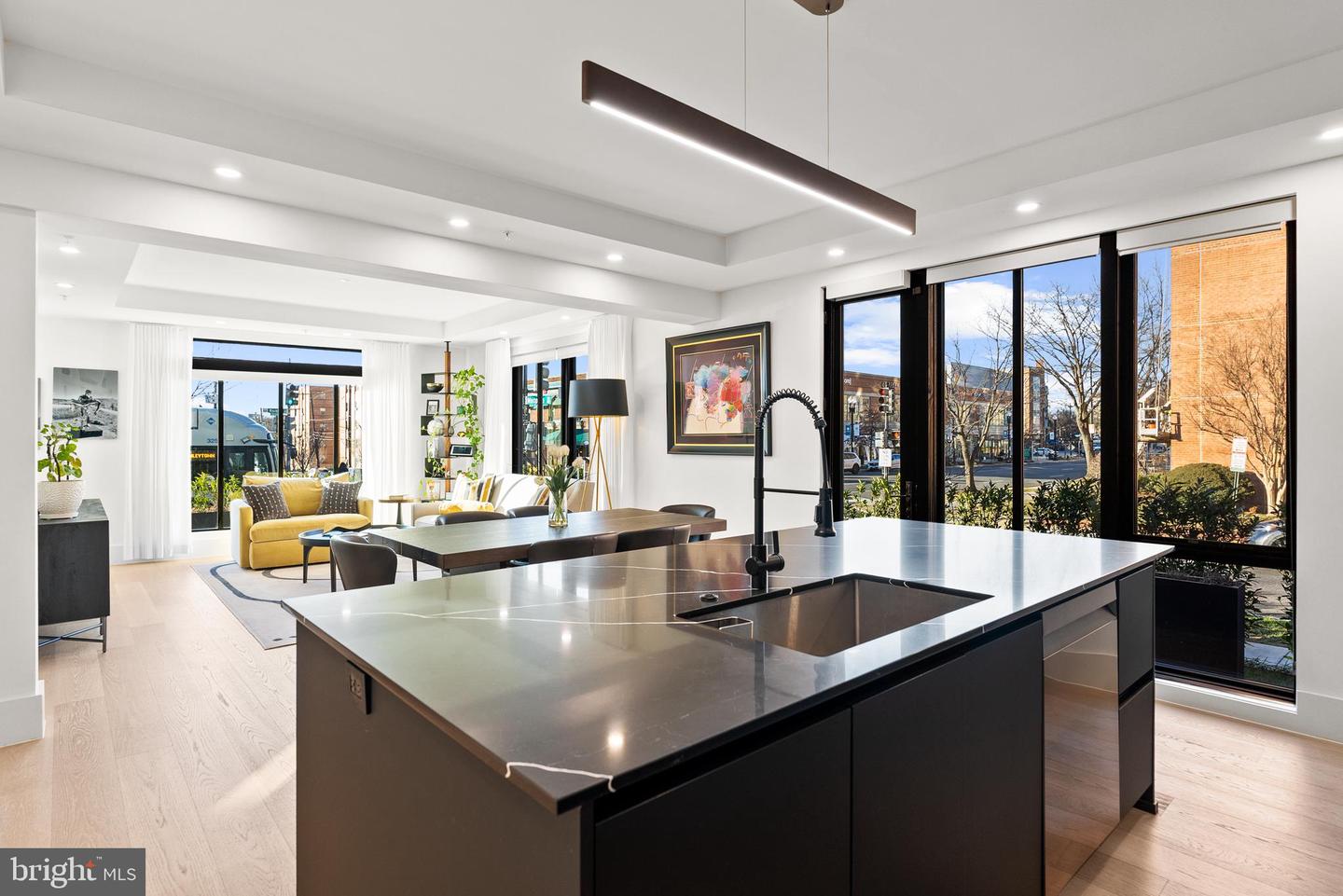 3219 WISCONSIN AVE NW #101, WASHINGTON, District Of Columbia 20016, 2 Bedrooms Bedrooms, 5 Rooms Rooms,2 BathroomsBathrooms,Residential,For sale,3219 WISCONSIN AVE NW #101,DCDC2241742 MLS # DCDC2241742