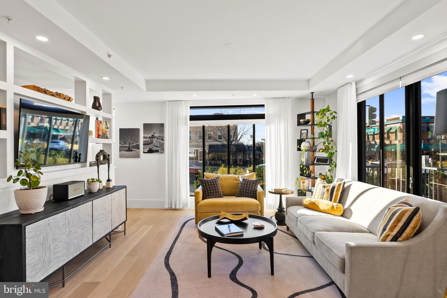 3219 WISCONSIN AVE NW #101, WASHINGTON, District Of Columbia 20016, 2 Bedrooms Bedrooms, 5 Rooms Rooms,2 BathroomsBathrooms,Residential,For sale,3219 WISCONSIN AVE NW #101,DCDC2241742 MLS # DCDC2241742