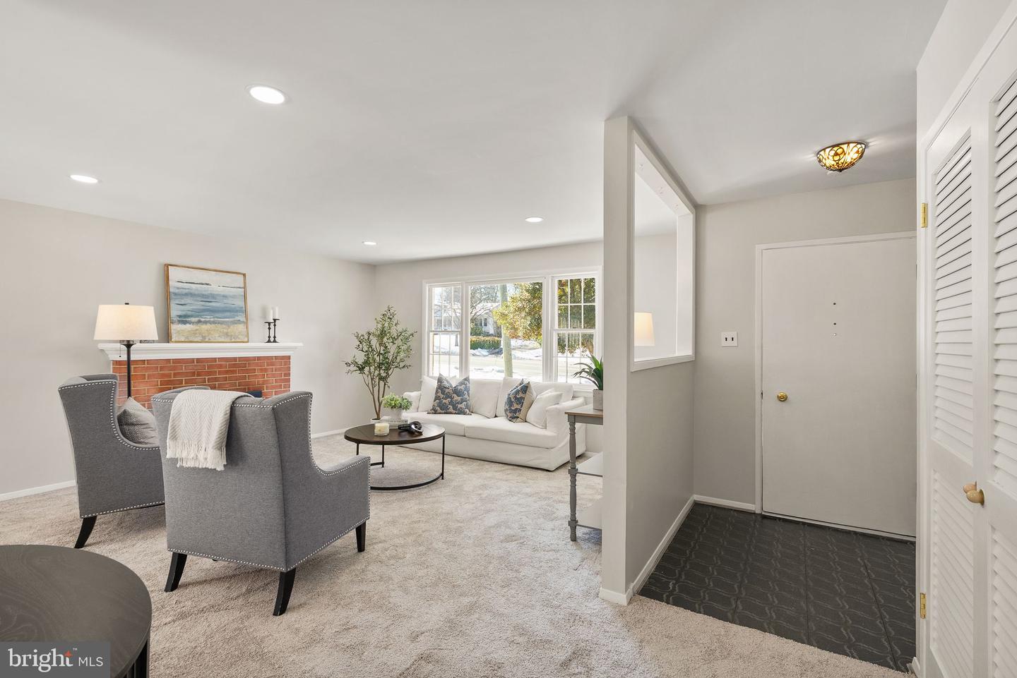14724 BRADDOCK RD, CENTREVILLE, Virginia 20120, 4 Bedrooms Bedrooms, ,2 BathroomsBathrooms,Residential,For sale,14724 BRADDOCK RD,VAFX2286602 MLS # VAFX2286602