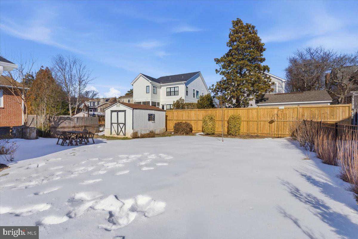 2231 N CULPEPER ST N, ARLINGTON, Virginia 22207, 3 Bedrooms Bedrooms, ,2 BathroomsBathrooms,Residential,For sale,2231 N CULPEPER ST N,VAAR2067926 MLS # VAAR2067926