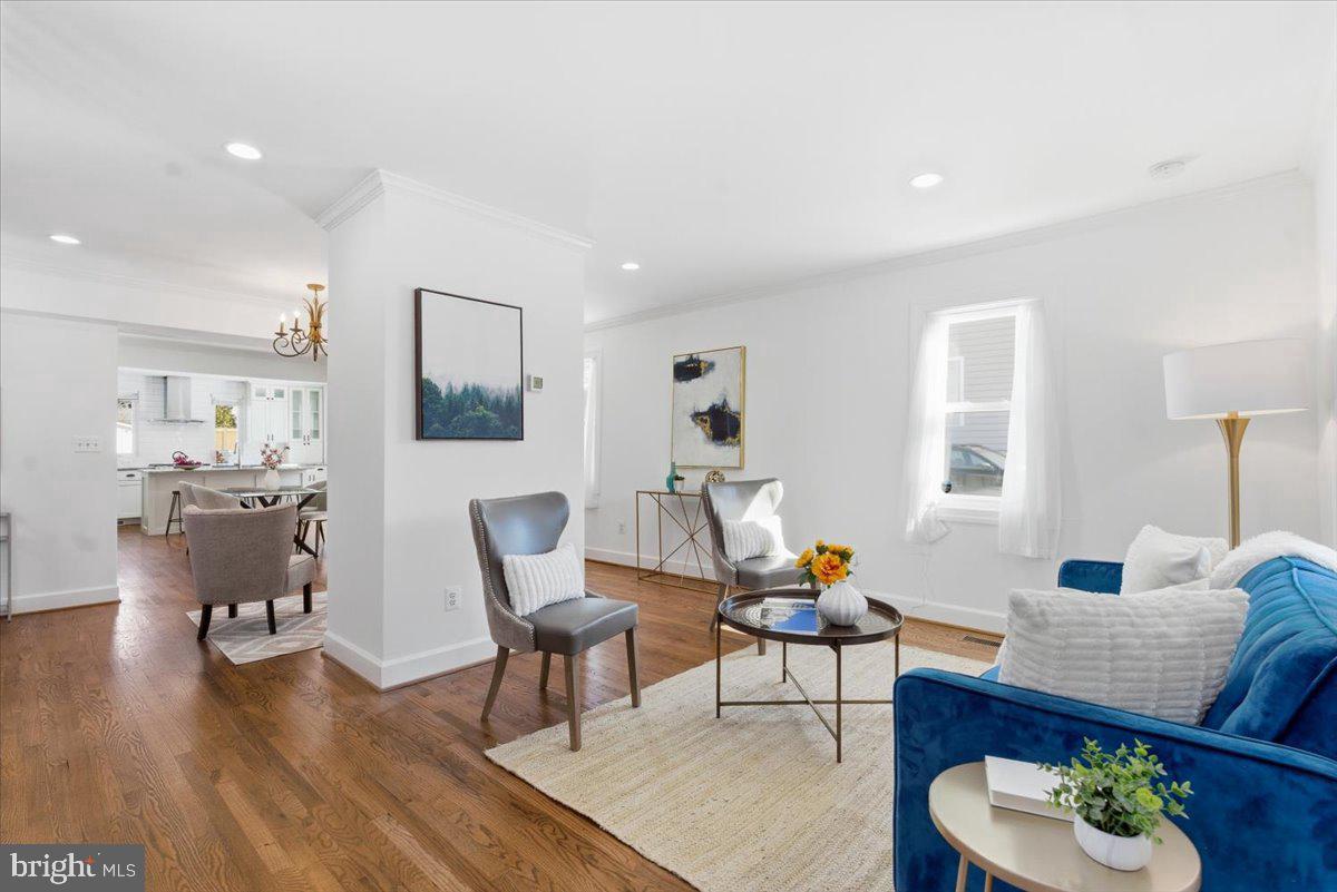 2231 N CULPEPER ST N, ARLINGTON, Virginia 22207, 3 Bedrooms Bedrooms, ,2 BathroomsBathrooms,Residential,For sale,2231 N CULPEPER ST N,VAAR2067926 MLS # VAAR2067926