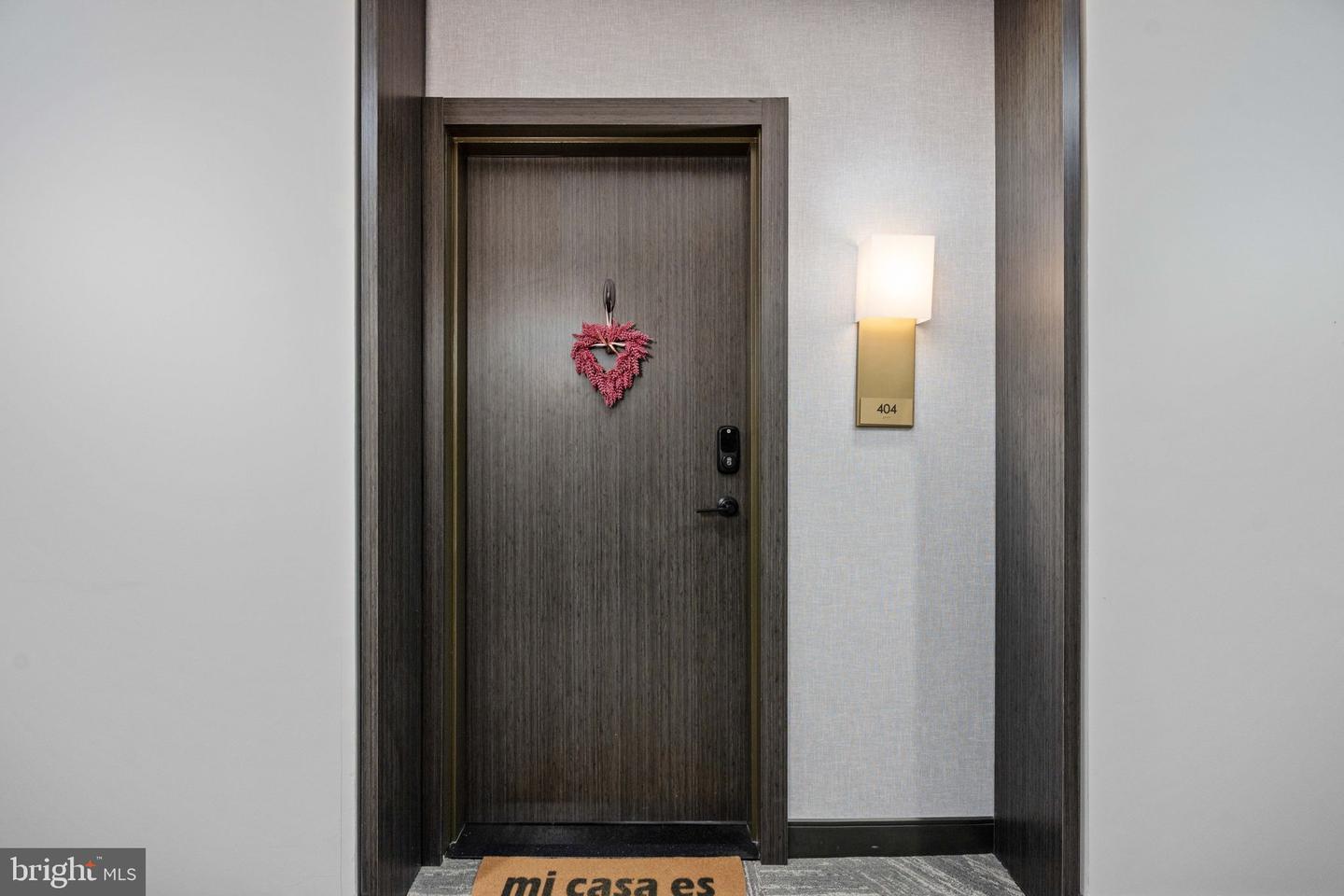 625 SLATERS LANE #404, ALEXANDRIA, Virginia 22314, 1 Bedroom Bedrooms, ,1 BathroomBathrooms,Residential,For sale,625 SLATERS LANE #404,VAAX2053360 MLS # VAAX2053360