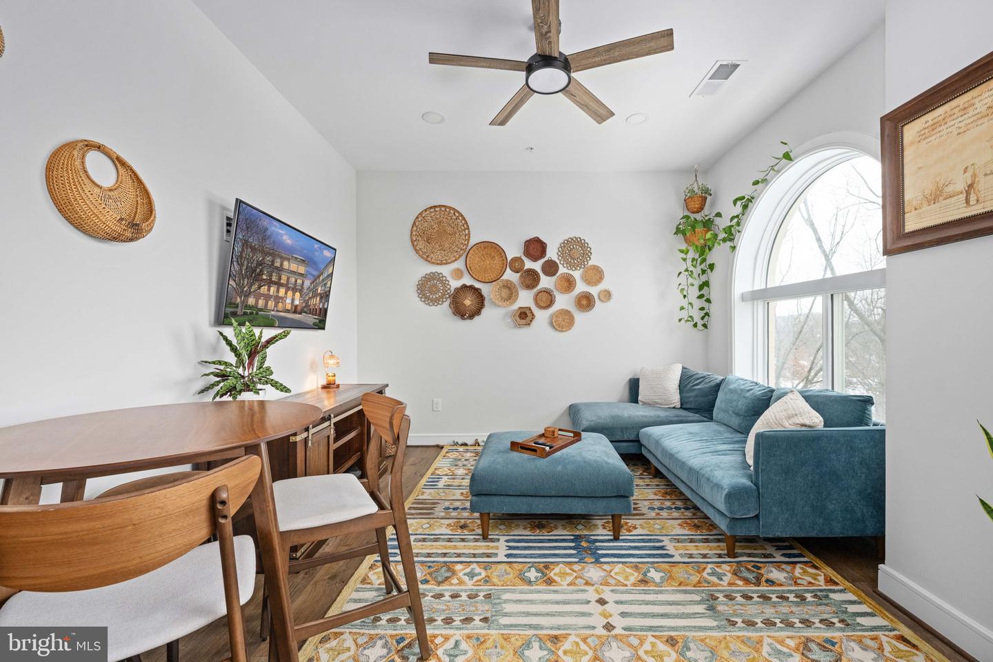 625 SLATERS LANE #404, ALEXANDRIA, Virginia 22314, 1 Bedroom Bedrooms, ,1 BathroomBathrooms,Residential,For sale,625 SLATERS LANE #404,VAAX2053360 MLS # VAAX2053360