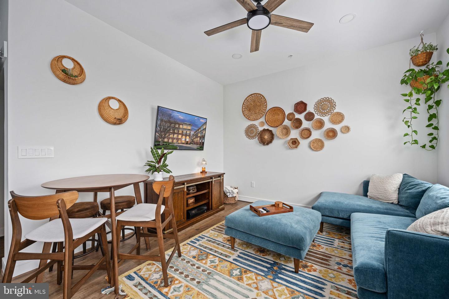 625 SLATERS LANE #404, ALEXANDRIA, Virginia 22314, 1 Bedroom Bedrooms, ,1 BathroomBathrooms,Residential,For sale,625 SLATERS LANE #404,VAAX2053360 MLS # VAAX2053360