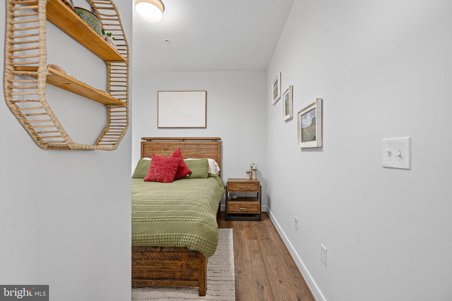 625 SLATERS LANE #404, ALEXANDRIA, Virginia 22314, 1 Bedroom Bedrooms, ,1 BathroomBathrooms,Residential,For sale,625 SLATERS LANE #404,VAAX2053360 MLS # VAAX2053360