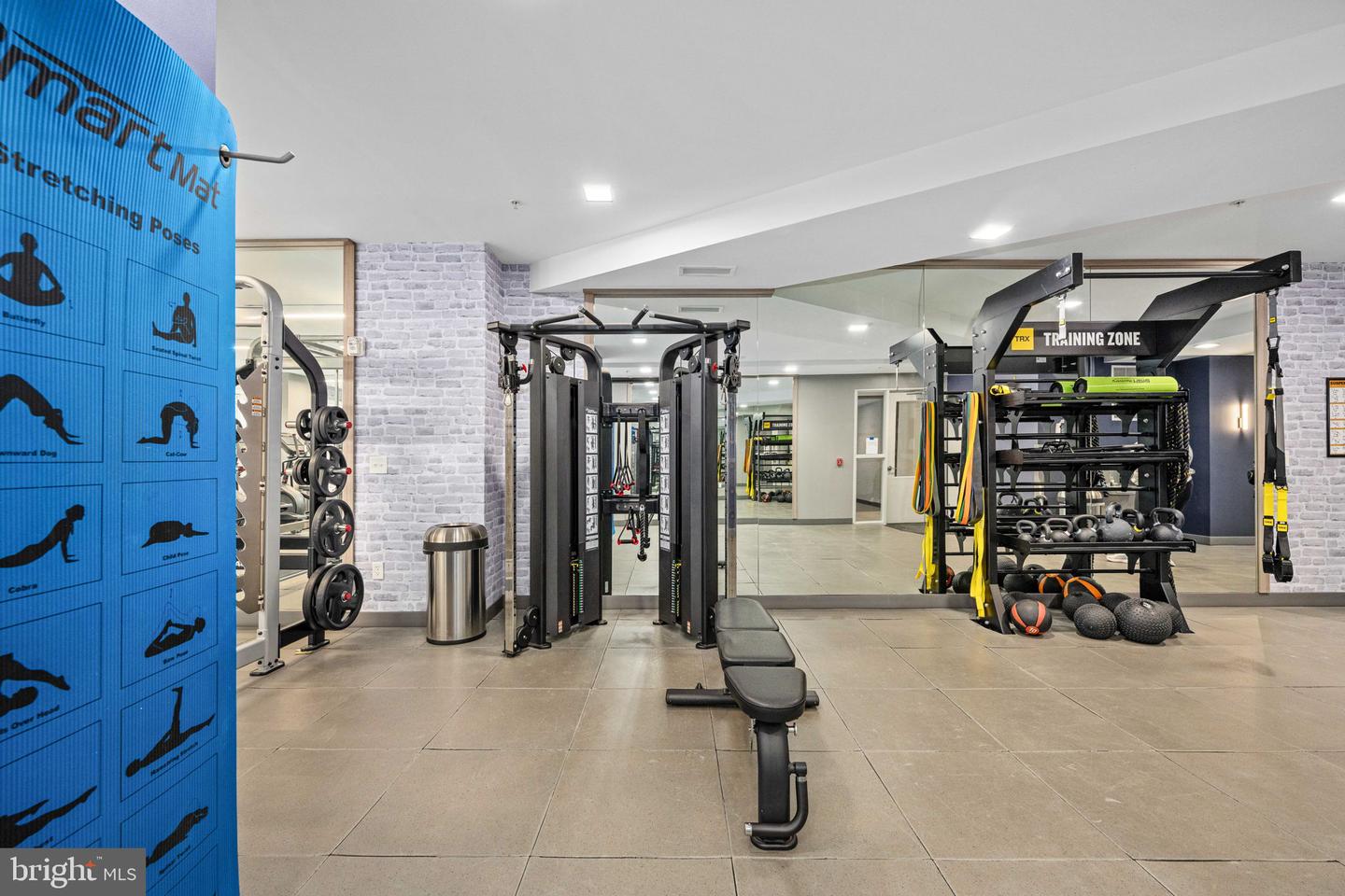 625 SLATERS LANE #404, ALEXANDRIA, Virginia 22314, 1 Bedroom Bedrooms, ,1 BathroomBathrooms,Residential,For sale,625 SLATERS LANE #404,VAAX2053360 MLS # VAAX2053360