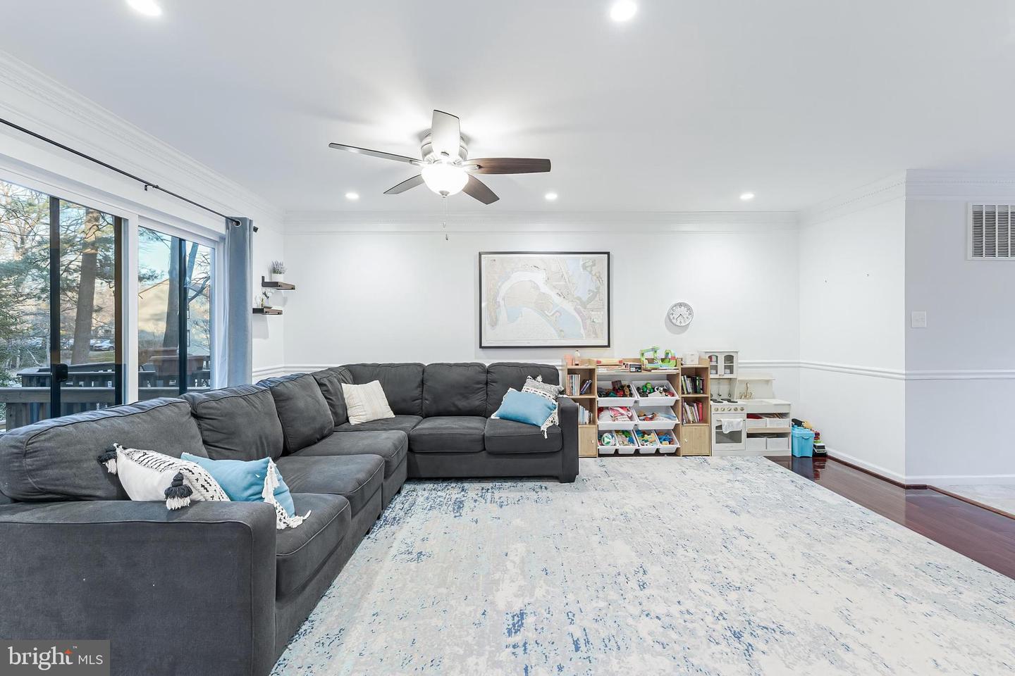 2002 GOLF COURSE DR, RESTON, Virginia 20191, 3 Bedrooms Bedrooms, ,3 BathroomsBathrooms,Residential,For sale,2002 GOLF COURSE DR,VAFX2286852 MLS # VAFX2286852