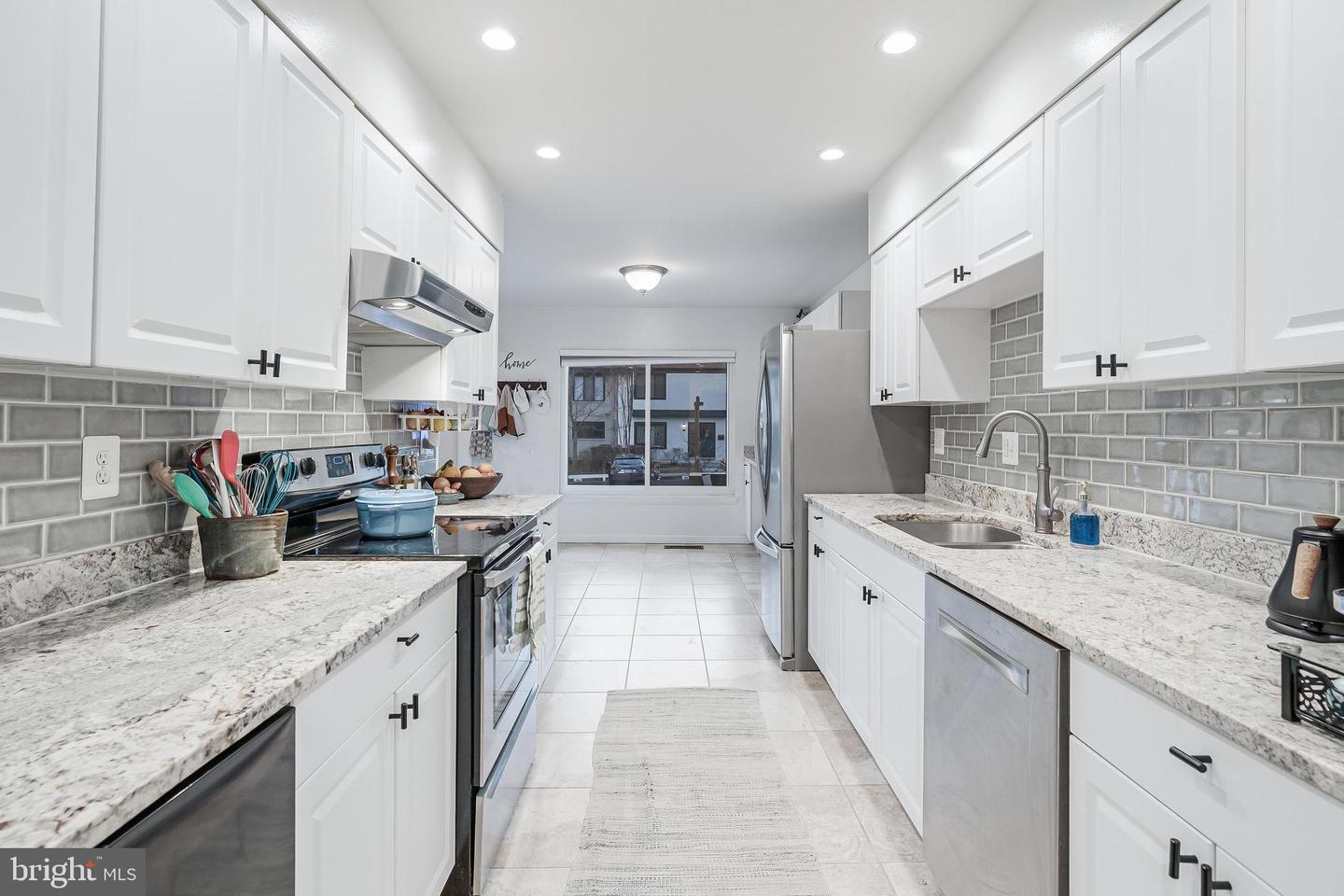 2002 GOLF COURSE DR, RESTON, Virginia 20191, 3 Bedrooms Bedrooms, ,3 BathroomsBathrooms,Residential,For sale,2002 GOLF COURSE DR,VAFX2286852 MLS # VAFX2286852