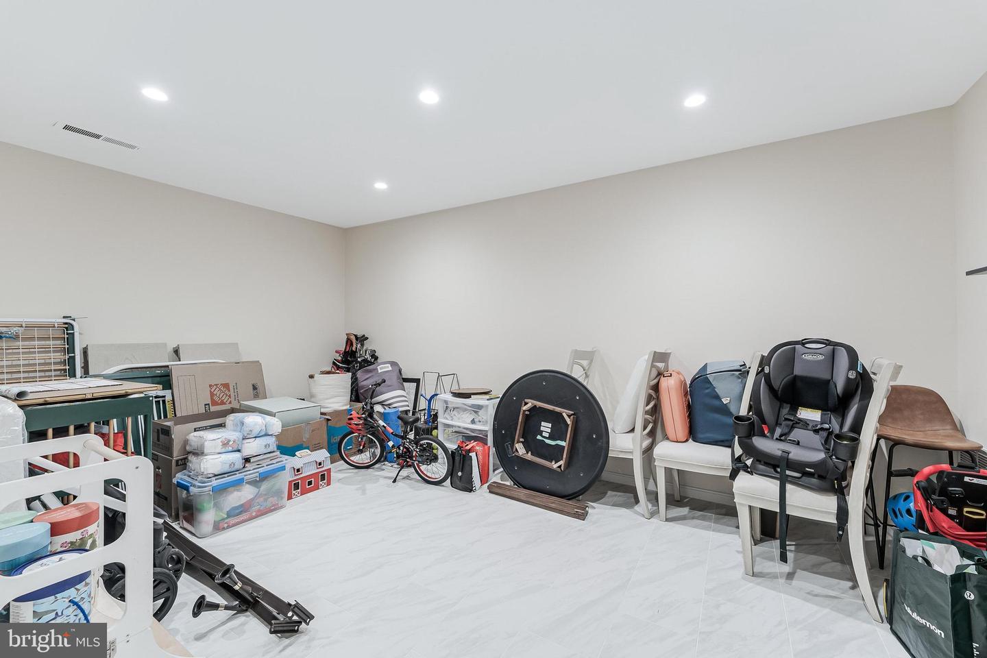 2002 GOLF COURSE DR, RESTON, Virginia 20191, 3 Bedrooms Bedrooms, ,3 BathroomsBathrooms,Residential,For sale,2002 GOLF COURSE DR,VAFX2286852 MLS # VAFX2286852