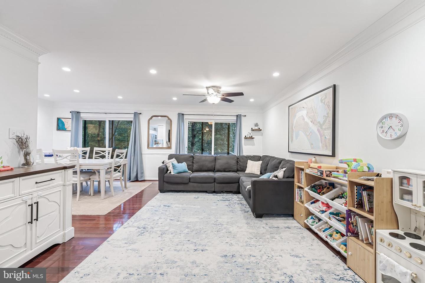 2002 GOLF COURSE DR, RESTON, Virginia 20191, 3 Bedrooms Bedrooms, ,3 BathroomsBathrooms,Residential,For sale,2002 GOLF COURSE DR,VAFX2286852 MLS # VAFX2286852