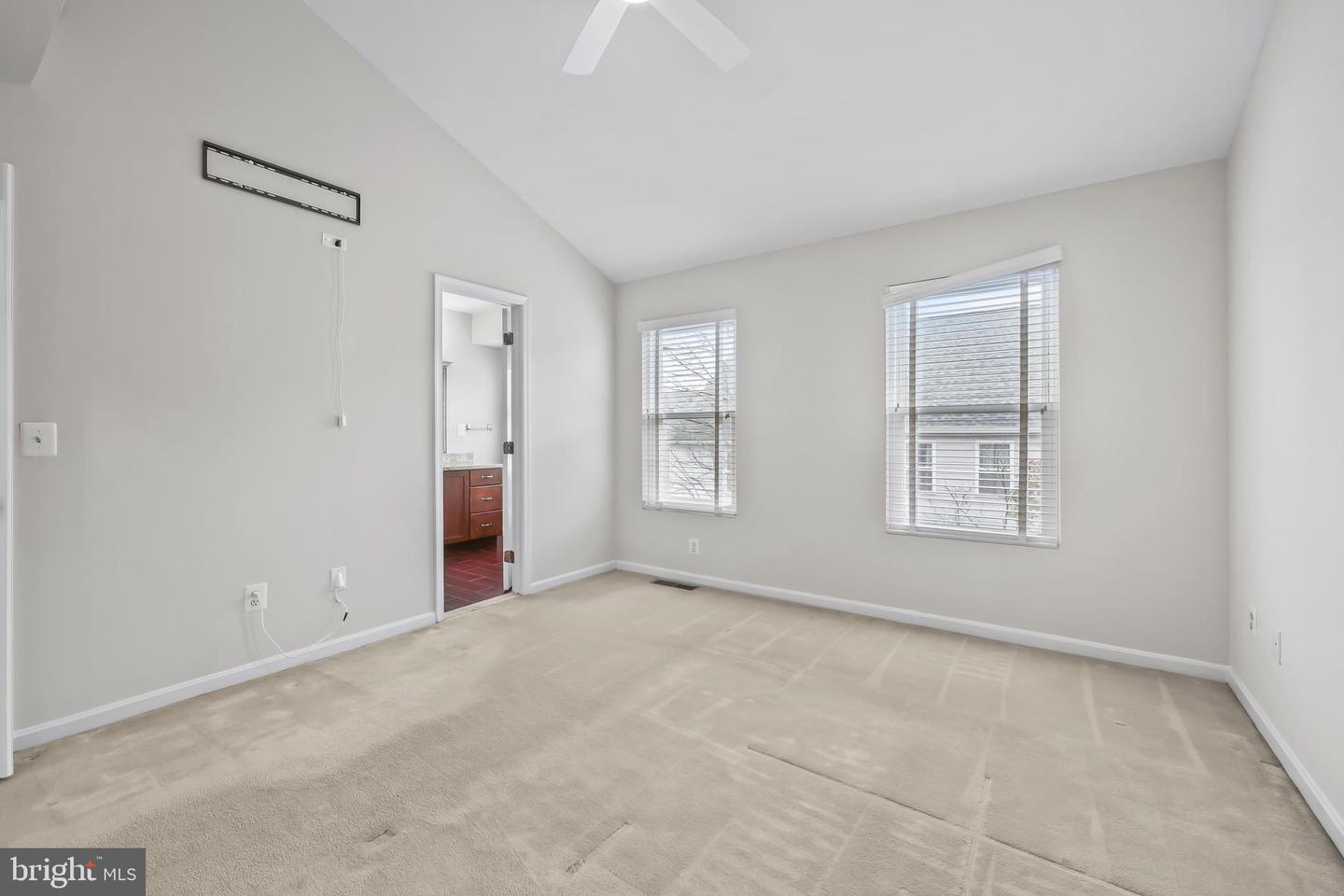 1705 BLUE FLINT CT, RESTON, Virginia 20190, 4 Bedrooms Bedrooms, ,3 BathroomsBathrooms,Residential,For sale,1705 BLUE FLINT CT,VAFX2286858 MLS # VAFX2286858