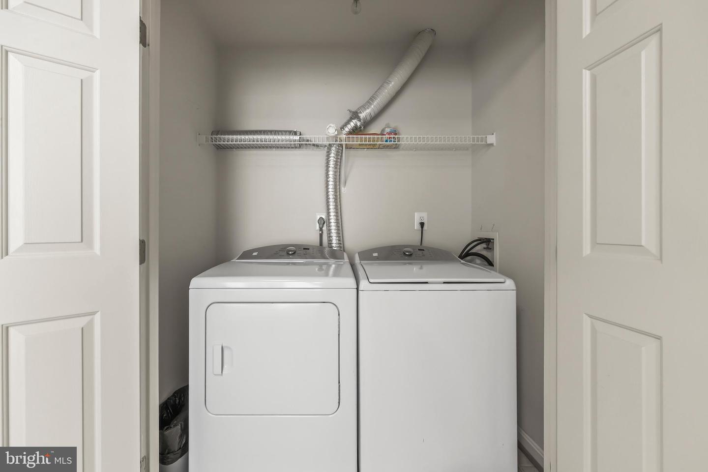 1705 BLUE FLINT CT, RESTON, Virginia 20190, 4 Bedrooms Bedrooms, ,3 BathroomsBathrooms,Residential,For sale,1705 BLUE FLINT CT,VAFX2286858 MLS # VAFX2286858