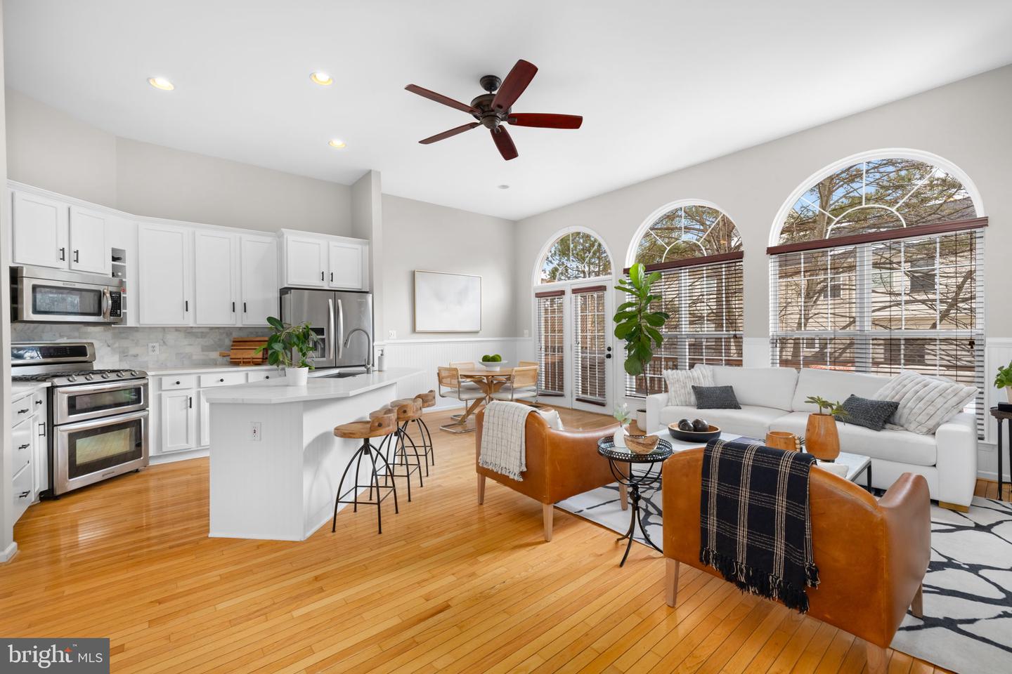 6703 SULLIVAN WAY, ALEXANDRIA, Virginia 22315, 3 Bedrooms Bedrooms, 7 Rooms Rooms,2 BathroomsBathrooms,Residential,For sale,6703 SULLIVAN WAY,VAFX2286934 MLS # VAFX2286934