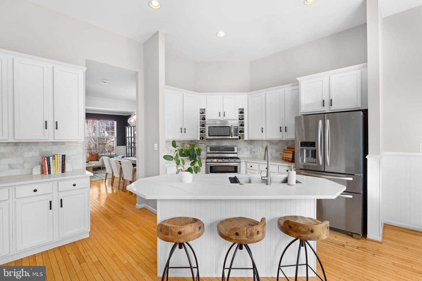 6703 SULLIVAN WAY, ALEXANDRIA, Virginia 22315, 3 Bedrooms Bedrooms, 7 Rooms Rooms,2 BathroomsBathrooms,Residential,For sale,6703 SULLIVAN WAY,VAFX2286934 MLS # VAFX2286934