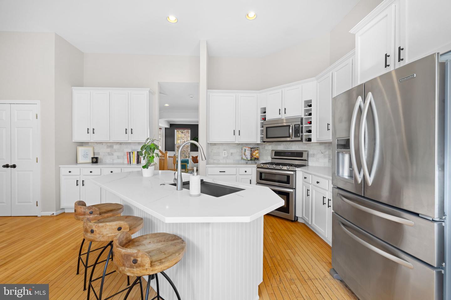 6703 SULLIVAN WAY, ALEXANDRIA, Virginia 22315, 3 Bedrooms Bedrooms, 7 Rooms Rooms,2 BathroomsBathrooms,Residential,For sale,6703 SULLIVAN WAY,VAFX2286934 MLS # VAFX2286934