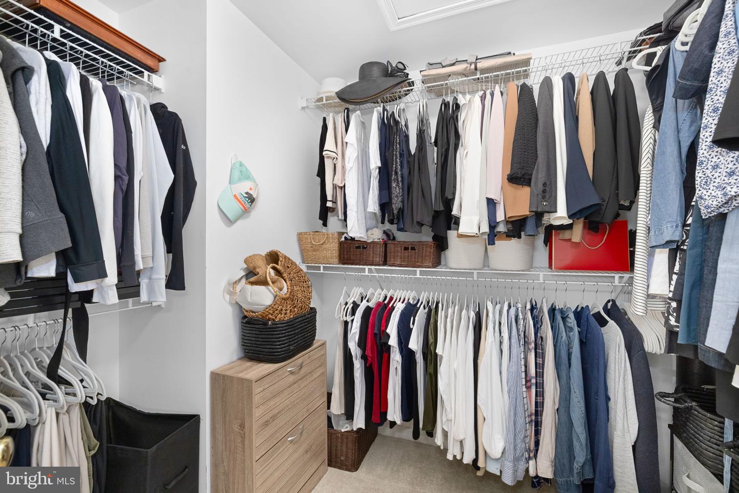 6703 SULLIVAN WAY, ALEXANDRIA, Virginia 22315, 3 Bedrooms Bedrooms, 7 Rooms Rooms,2 BathroomsBathrooms,Residential,For sale,6703 SULLIVAN WAY,VAFX2286934 MLS # VAFX2286934