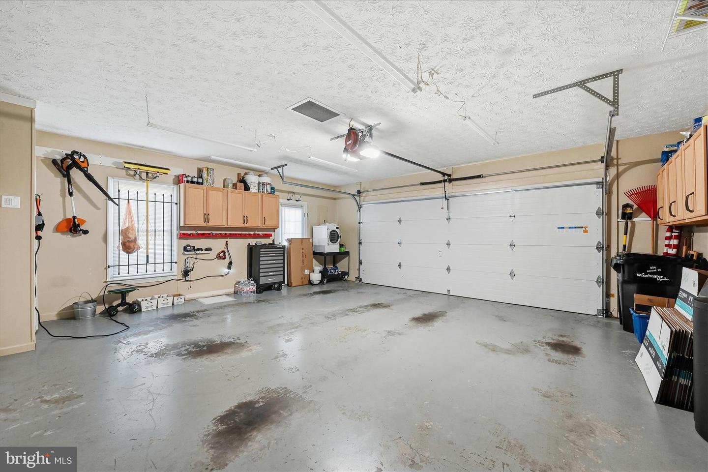 806 MAHONE DR, WINCHESTER, Virginia 22601, 4 Bedrooms Bedrooms, ,2 BathroomsBathrooms,Residential,For sale,806 MAHONE DR,VAWI2009820 MLS # VAWI2009820