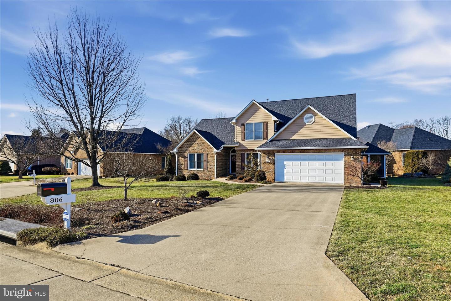 806 MAHONE DR, WINCHESTER, Virginia 22601, 4 Bedrooms Bedrooms, ,2 BathroomsBathrooms,Residential,For sale,806 MAHONE DR,VAWI2009820 MLS # VAWI2009820