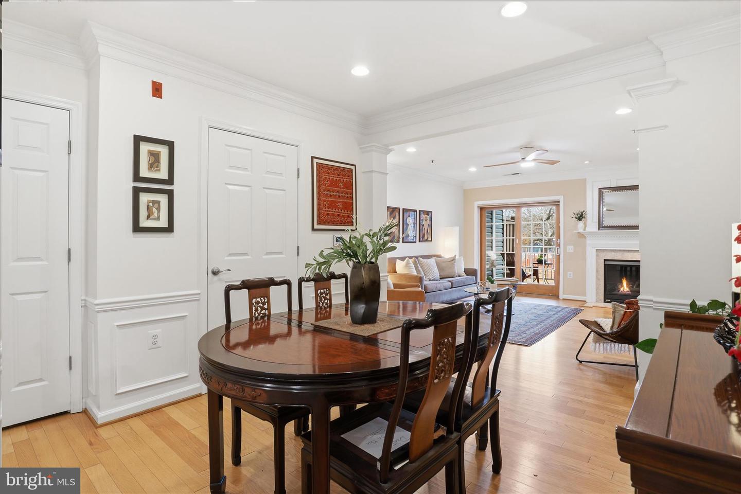 1410 ROUNDHOUSE LN, ALEXANDRIA, Virginia 22314, 2 Bedrooms Bedrooms, ,2 BathroomsBathrooms,Residential,For sale,1410 ROUNDHOUSE LN,VAAX2053442 MLS # VAAX2053442