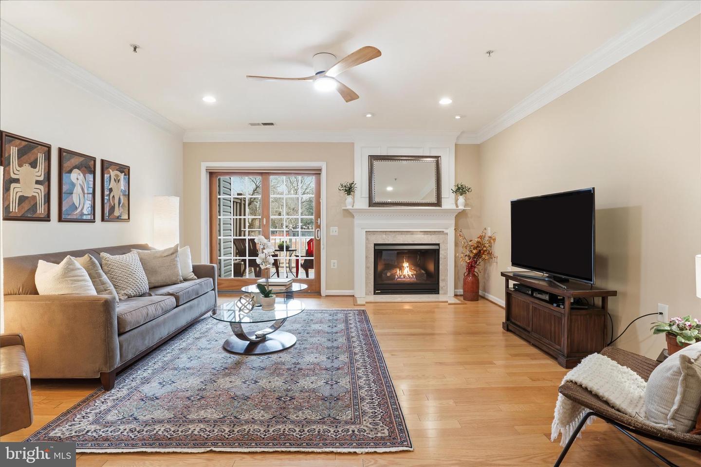 1410 ROUNDHOUSE LN, ALEXANDRIA, Virginia 22314, 2 Bedrooms Bedrooms, ,2 BathroomsBathrooms,Residential,For sale,1410 ROUNDHOUSE LN,VAAX2053442 MLS # VAAX2053442