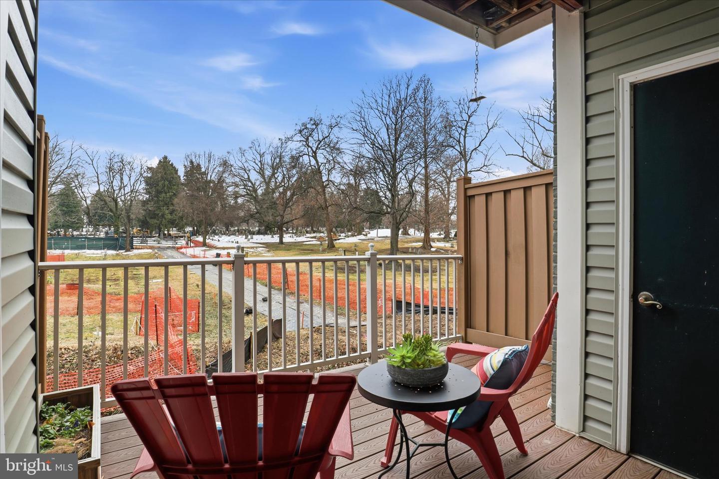 1410 ROUNDHOUSE LN, ALEXANDRIA, Virginia 22314, 2 Bedrooms Bedrooms, ,2 BathroomsBathrooms,Residential,For sale,1410 ROUNDHOUSE LN,VAAX2053442 MLS # VAAX2053442