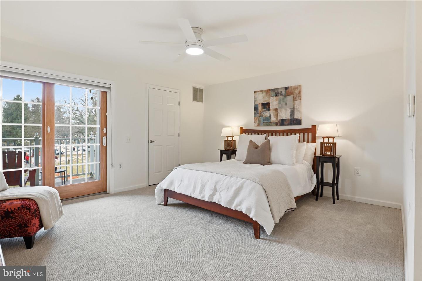 1410 ROUNDHOUSE LN, ALEXANDRIA, Virginia 22314, 2 Bedrooms Bedrooms, ,2 BathroomsBathrooms,Residential,For sale,1410 ROUNDHOUSE LN,VAAX2053442 MLS # VAAX2053442