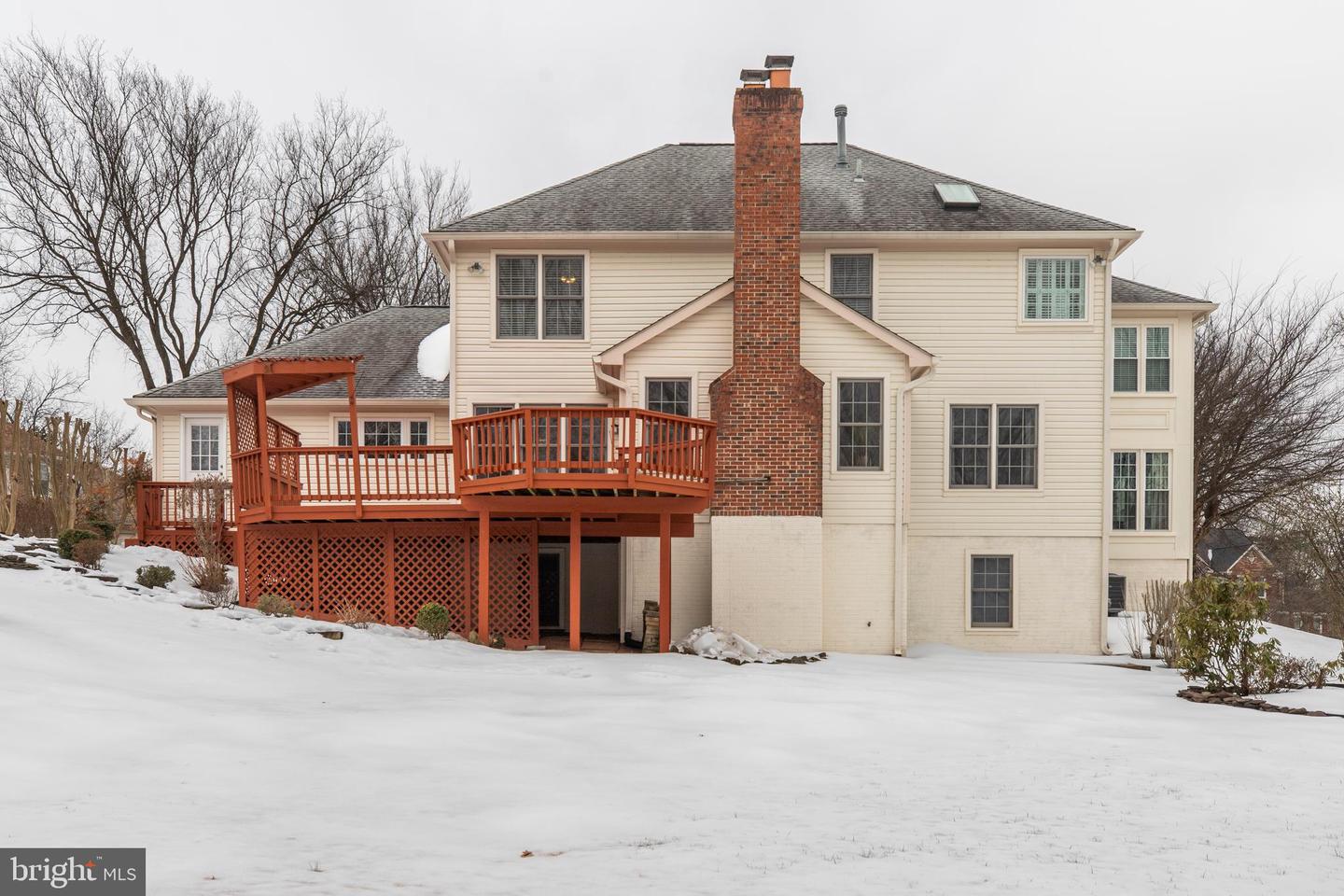 6185 SNOWHILL CT, CENTREVILLE, Virginia 20120, 5 Bedrooms Bedrooms, ,3 BathroomsBathrooms,Residential,For sale,6185 SNOWHILL CT,VAFX2287140 MLS # VAFX2287140