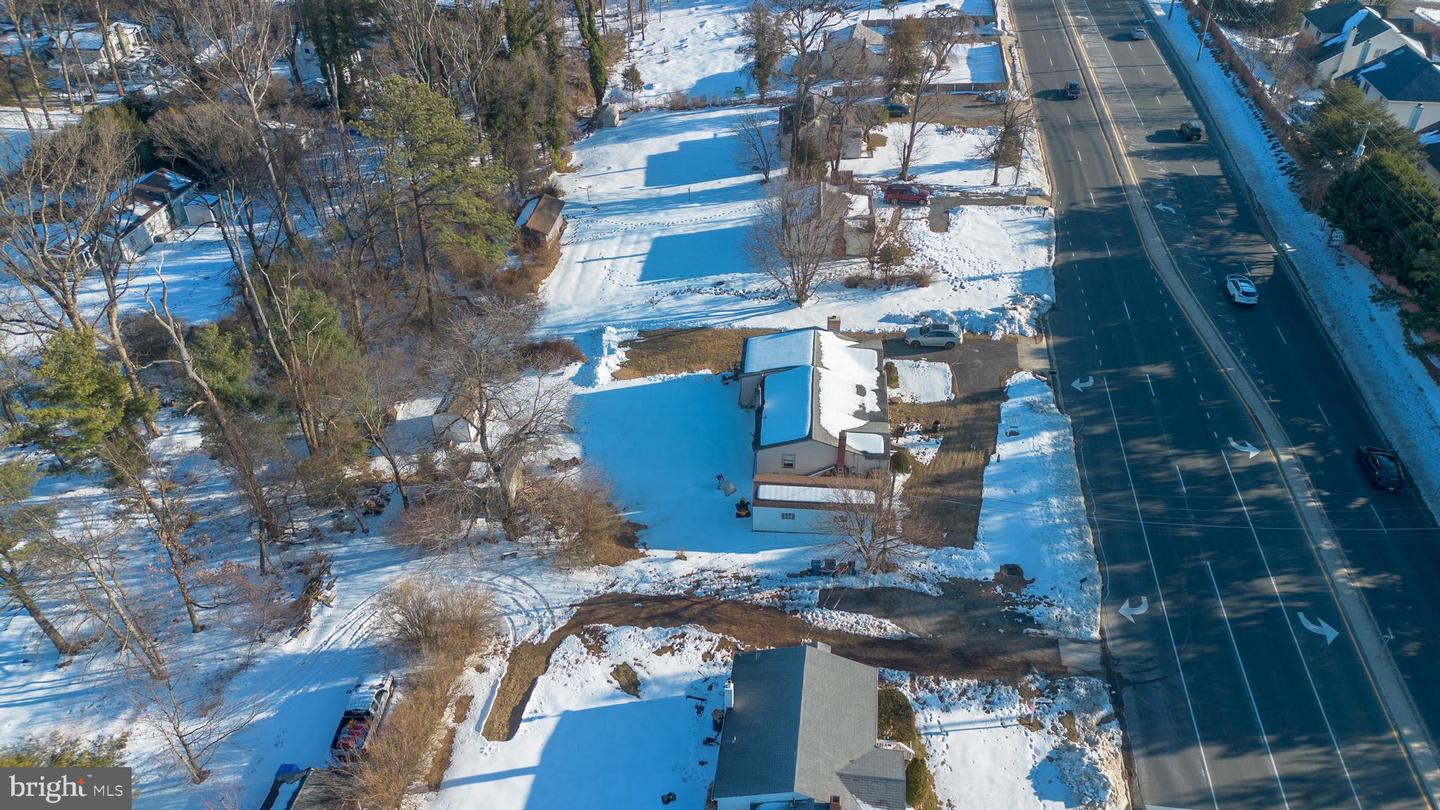 3727 WEST OX RD, FAIRFAX, Virginia 22033, 3 Bedrooms Bedrooms, ,2 BathroomsBathrooms,Residential,For sale,3727 WEST OX RD,VAFX2287144 MLS # VAFX2287144