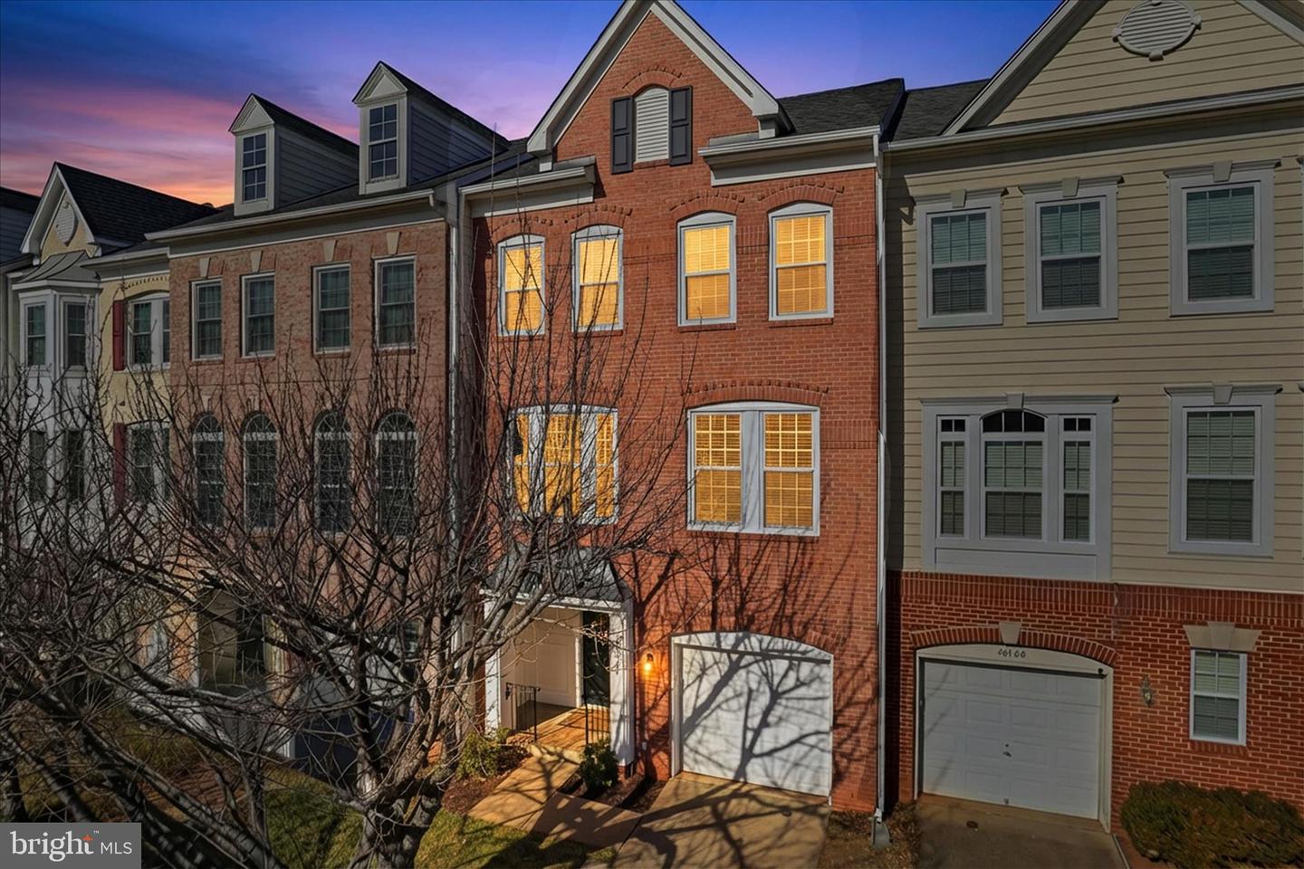 46164 CHESTER TER, STERLING, Virginia 20165, 3 Bedrooms Bedrooms, ,2 BathroomsBathrooms,Residential,For sale,46164 CHESTER TER,VALO2114494 MLS # VALO2114494