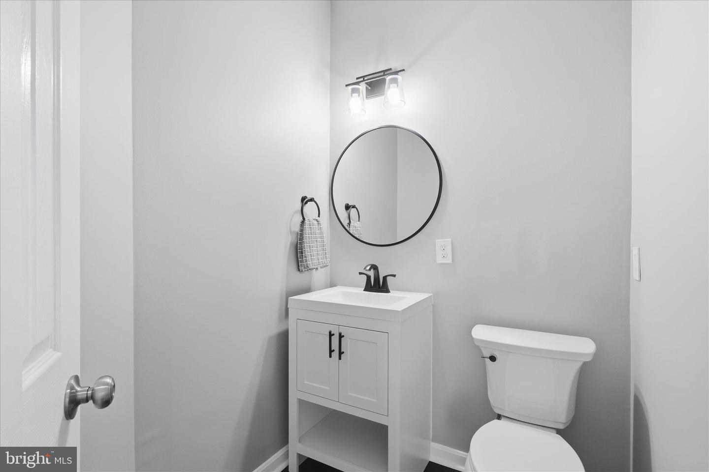 46164 CHESTER TER, STERLING, Virginia 20165, 3 Bedrooms Bedrooms, ,2 BathroomsBathrooms,Residential,For sale,46164 CHESTER TER,VALO2114494 MLS # VALO2114494