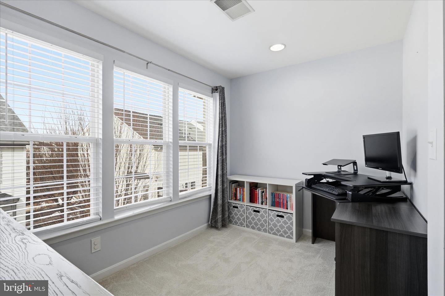 46164 CHESTER TER, STERLING, Virginia 20165, 3 Bedrooms Bedrooms, ,2 BathroomsBathrooms,Residential,For sale,46164 CHESTER TER,VALO2114494 MLS # VALO2114494