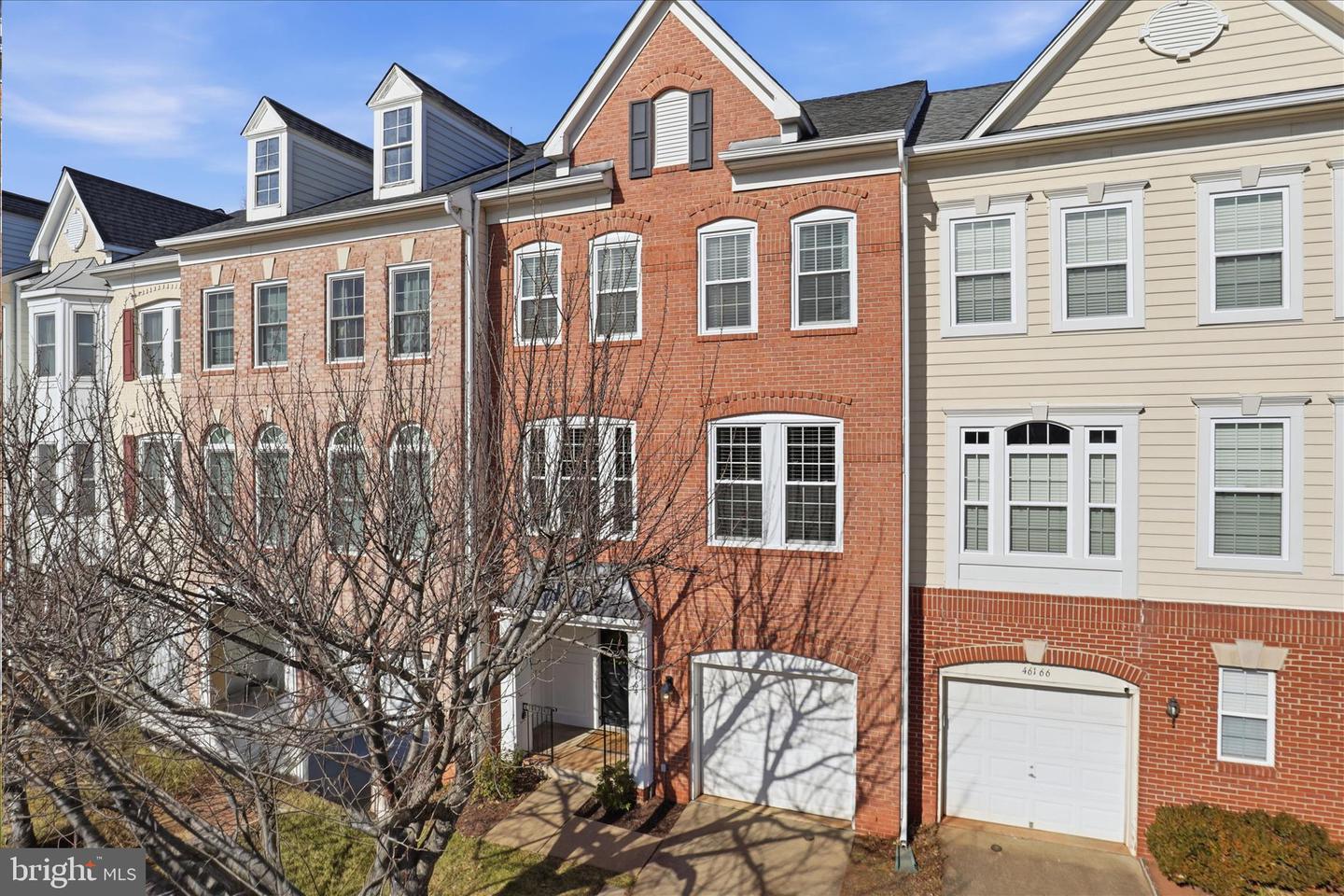 46164 CHESTER TER, STERLING, Virginia 20165, 3 Bedrooms Bedrooms, ,2 BathroomsBathrooms,Residential,For sale,46164 CHESTER TER,VALO2114494 MLS # VALO2114494