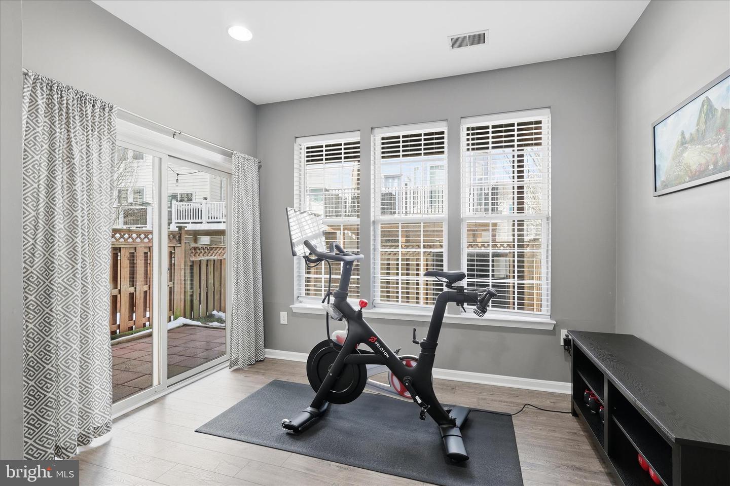 46164 CHESTER TER, STERLING, Virginia 20165, 3 Bedrooms Bedrooms, ,2 BathroomsBathrooms,Residential,For sale,46164 CHESTER TER,VALO2114494 MLS # VALO2114494