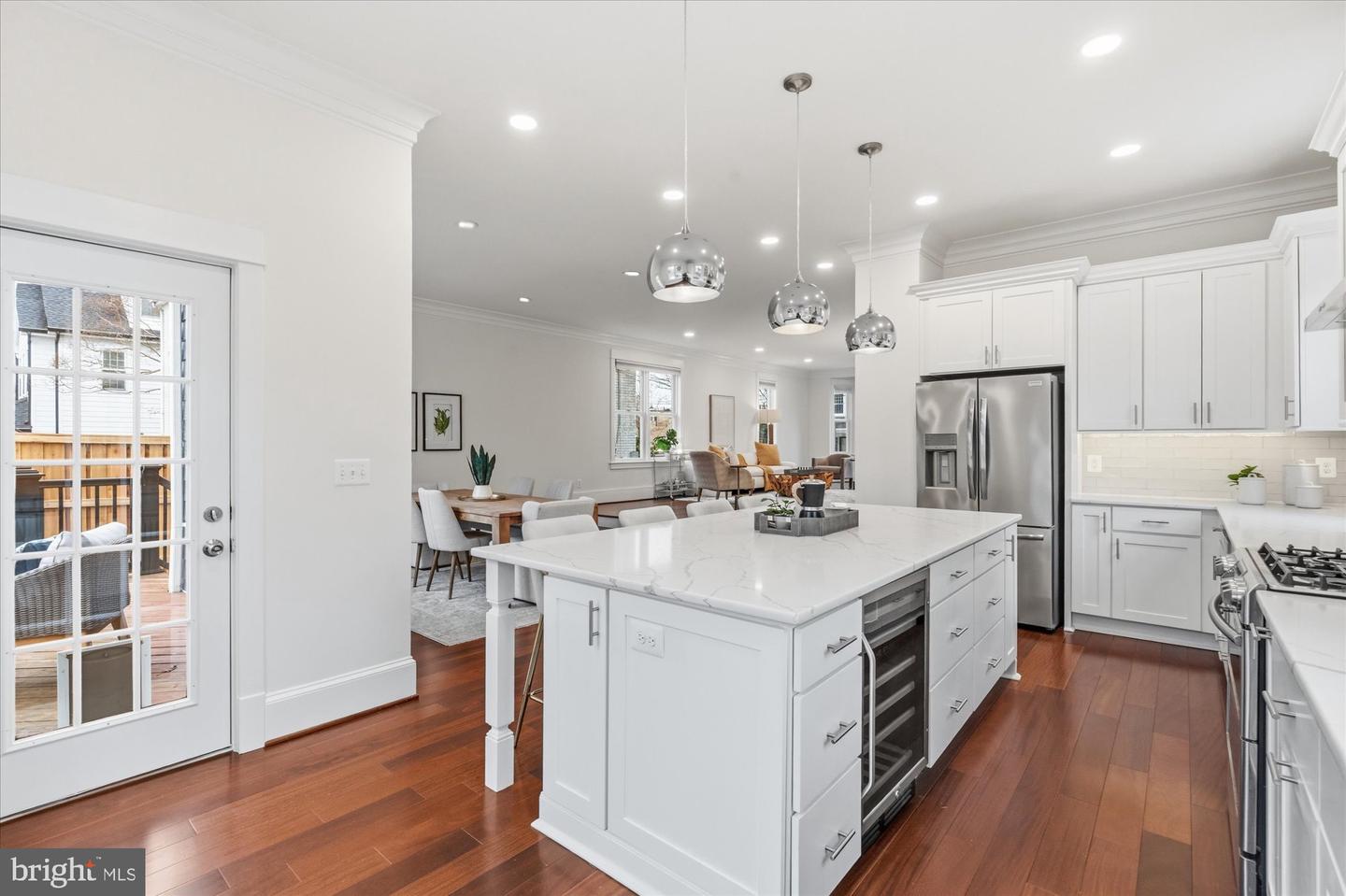 106 E OXFORD AVE, ALEXANDRIA, Virginia 22301, 3 Bedrooms Bedrooms, ,3 BathroomsBathrooms,Residential,For sale,106 E OXFORD AVE,VAAX2053474 MLS # VAAX2053474