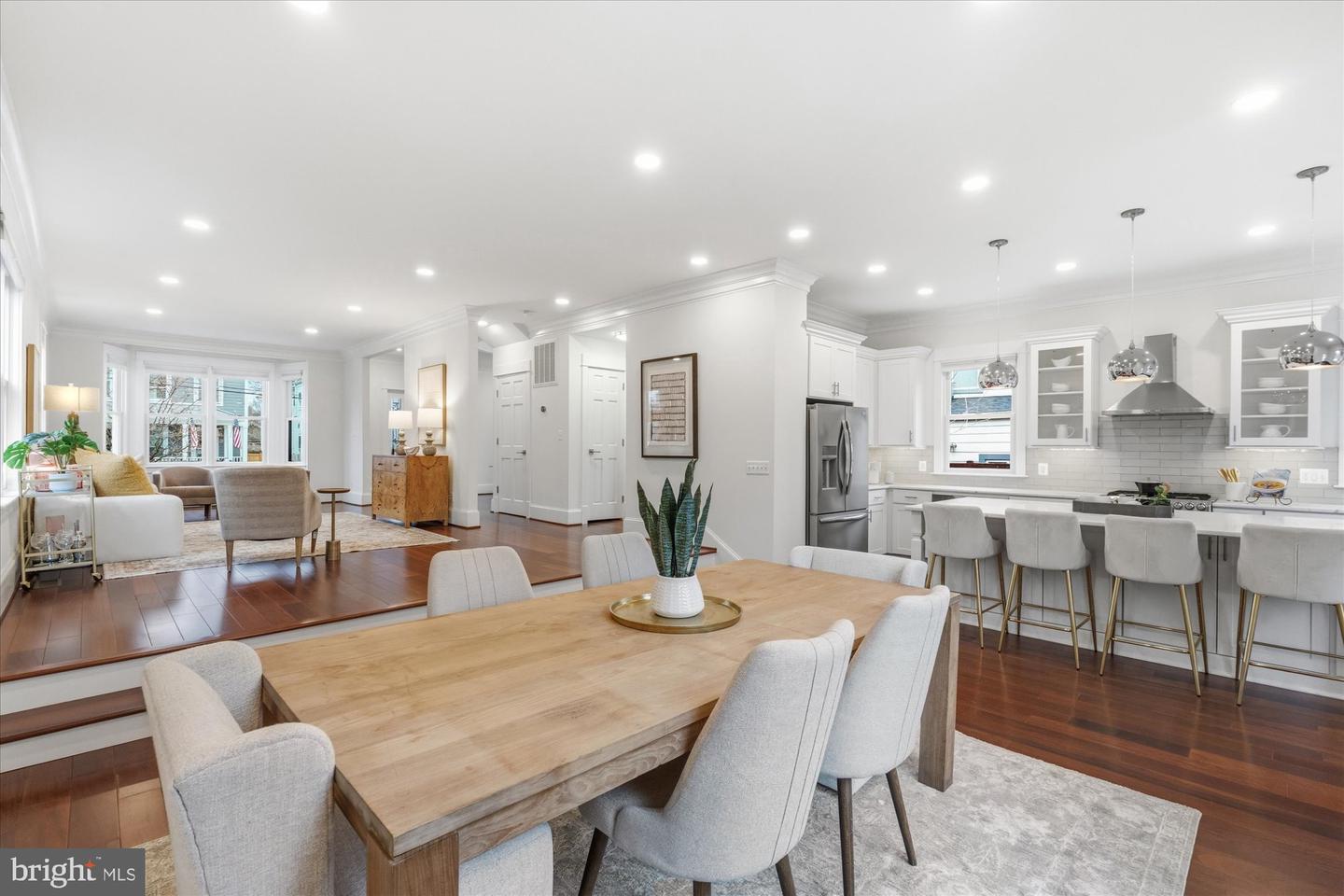 106 E OXFORD AVE, ALEXANDRIA, Virginia 22301, 3 Bedrooms Bedrooms, ,3 BathroomsBathrooms,Residential,For sale,106 E OXFORD AVE,VAAX2053474 MLS # VAAX2053474