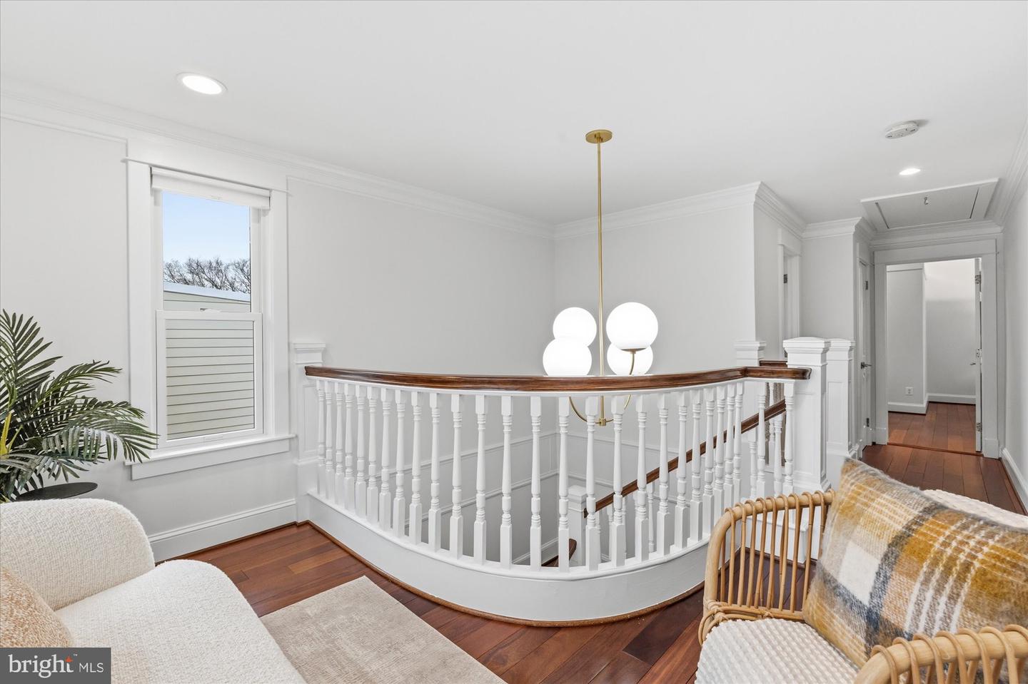 106 E OXFORD AVE, ALEXANDRIA, Virginia 22301, 3 Bedrooms Bedrooms, ,3 BathroomsBathrooms,Residential,For sale,106 E OXFORD AVE,VAAX2053474 MLS # VAAX2053474