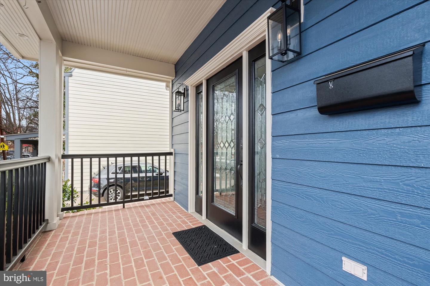 106 E OXFORD AVE, ALEXANDRIA, Virginia 22301, 3 Bedrooms Bedrooms, ,3 BathroomsBathrooms,Residential,For sale,106 E OXFORD AVE,VAAX2053474 MLS # VAAX2053474