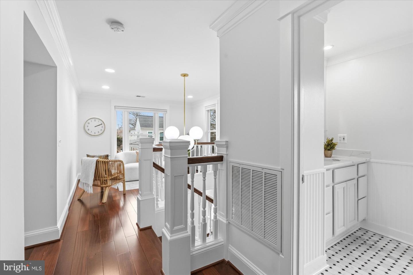 106 E OXFORD AVE, ALEXANDRIA, Virginia 22301, 3 Bedrooms Bedrooms, ,3 BathroomsBathrooms,Residential,For sale,106 E OXFORD AVE,VAAX2053474 MLS # VAAX2053474