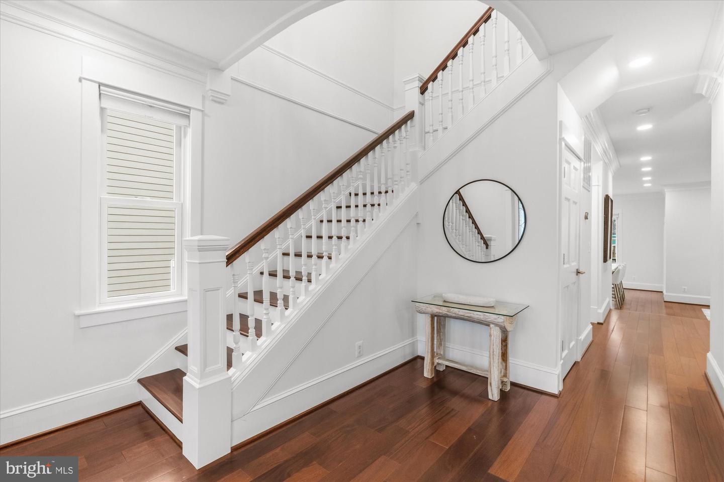 106 E OXFORD AVE, ALEXANDRIA, Virginia 22301, 3 Bedrooms Bedrooms, ,3 BathroomsBathrooms,Residential,For sale,106 E OXFORD AVE,VAAX2053474 MLS # VAAX2053474