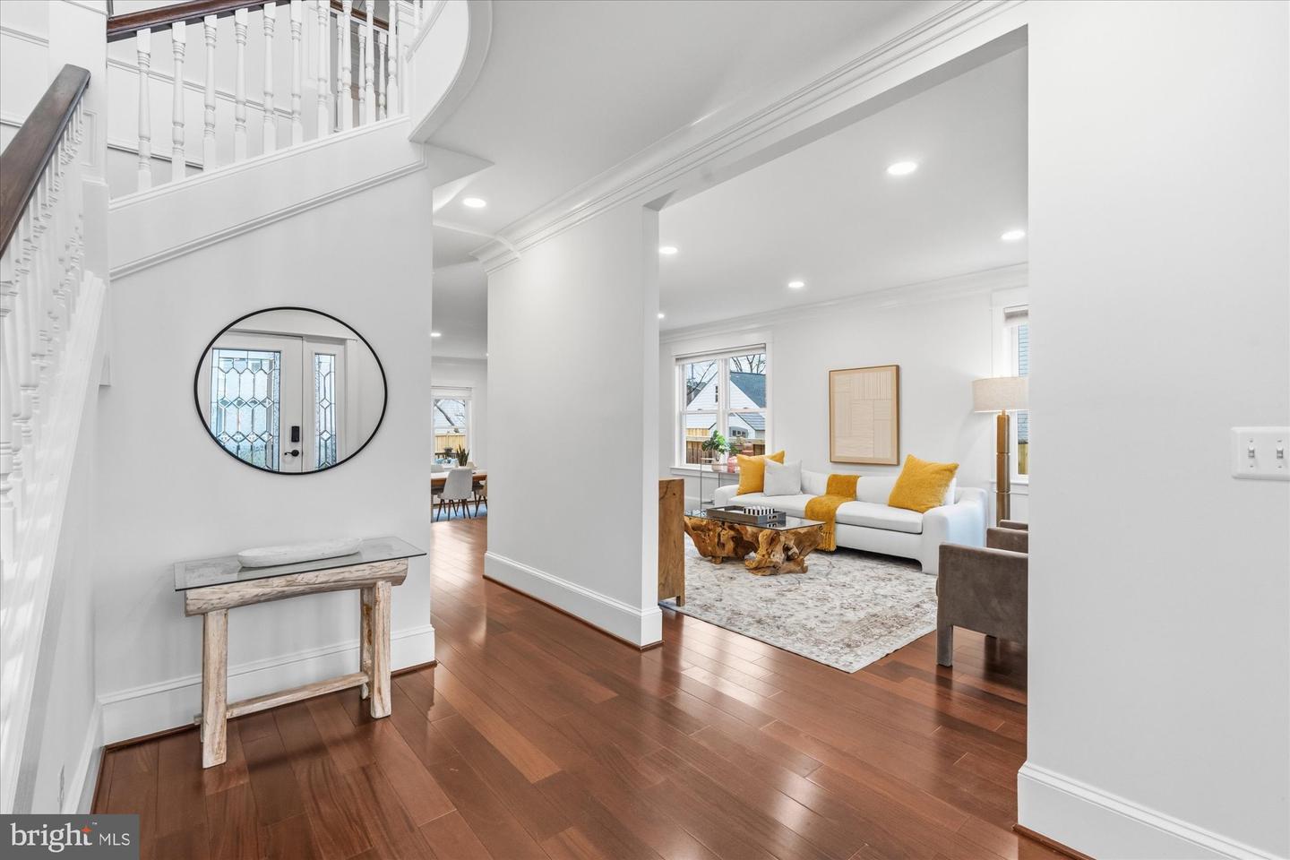 106 E OXFORD AVE, ALEXANDRIA, Virginia 22301, 3 Bedrooms Bedrooms, ,3 BathroomsBathrooms,Residential,For sale,106 E OXFORD AVE,VAAX2053474 MLS # VAAX2053474