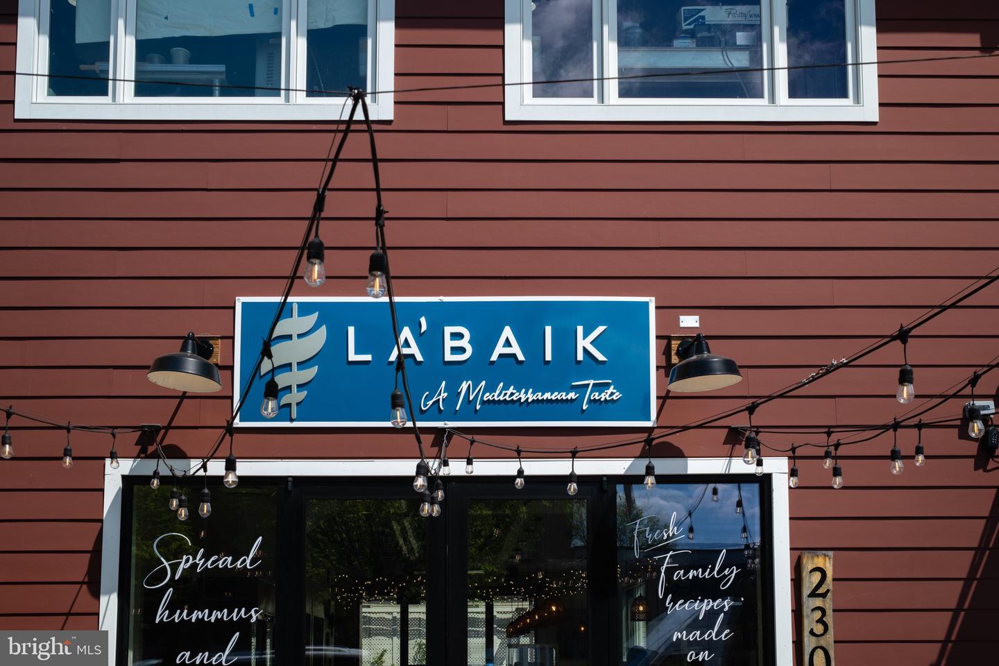 106 E OXFORD AVE, ALEXANDRIA, Virginia 22301, 3 Bedrooms Bedrooms, ,3 BathroomsBathrooms,Residential,For sale,106 E OXFORD AVE,VAAX2053474 MLS # VAAX2053474