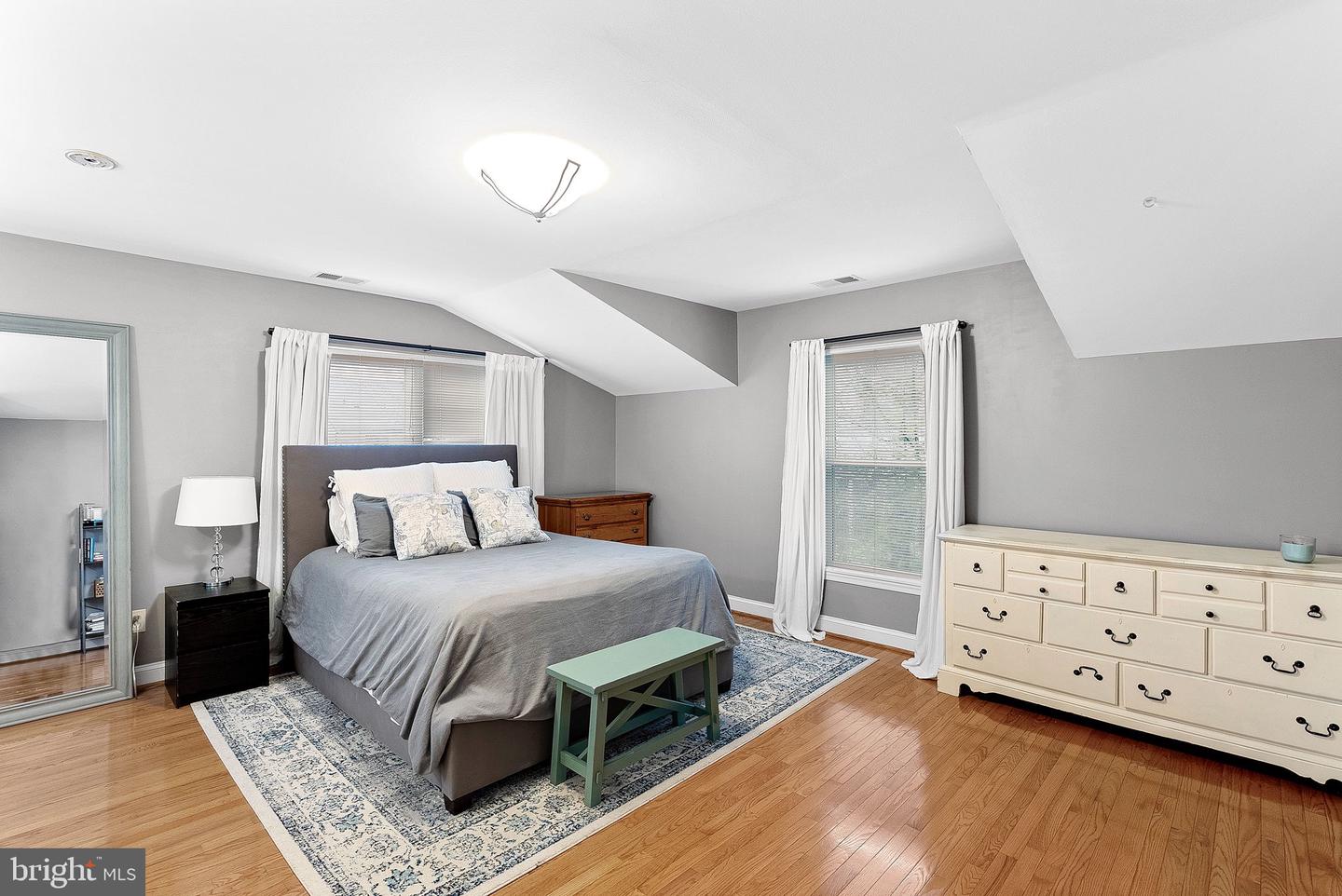 7226 TOD ST, FALLS CHURCH, Virginia 22046, 4 Bedrooms Bedrooms, 12 Rooms Rooms,2 BathroomsBathrooms,Residential,For sale,7226 TOD ST,VAFX2287652 MLS # VAFX2287652